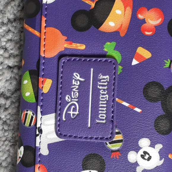 Loungefly Disney Micky Hallotreat Halloween mini bkpk and matching wallet NWT - Picture 7 of 7